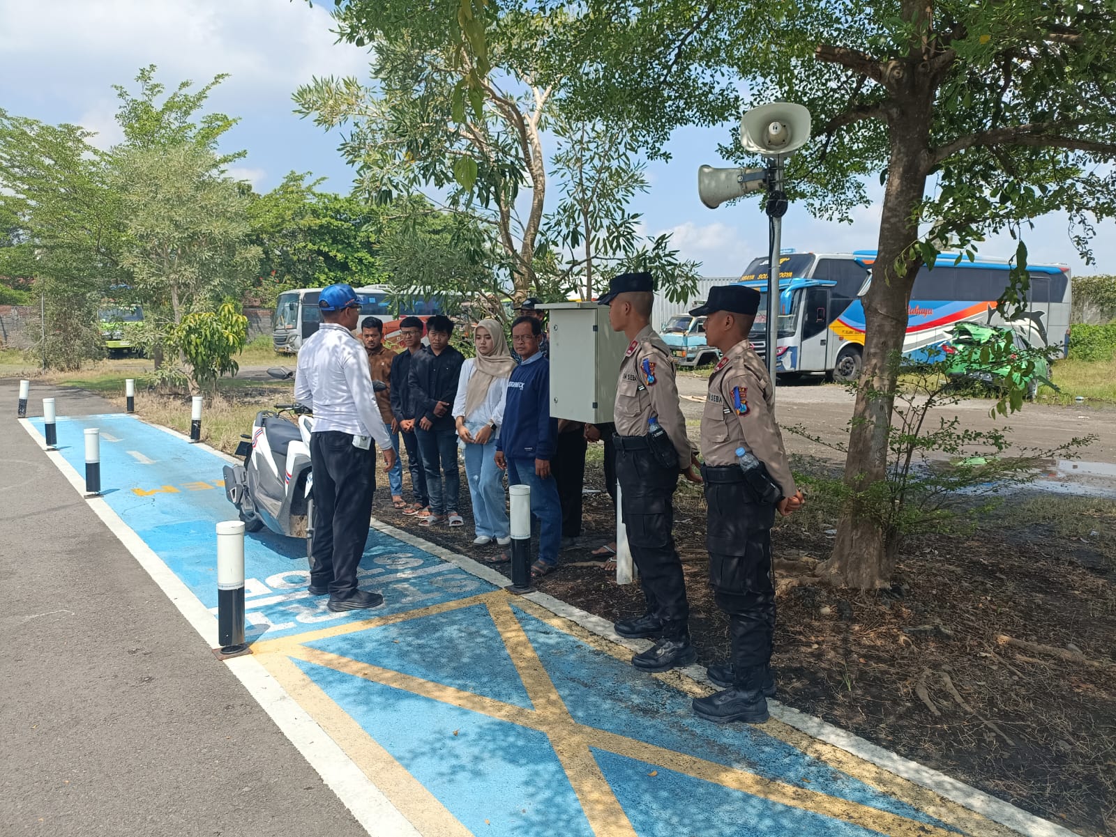 Coaching Clinic Ujian Praktik SIM, Aiptu Harianto Bantu Pemohon Lebih Matang Hadapi Tes