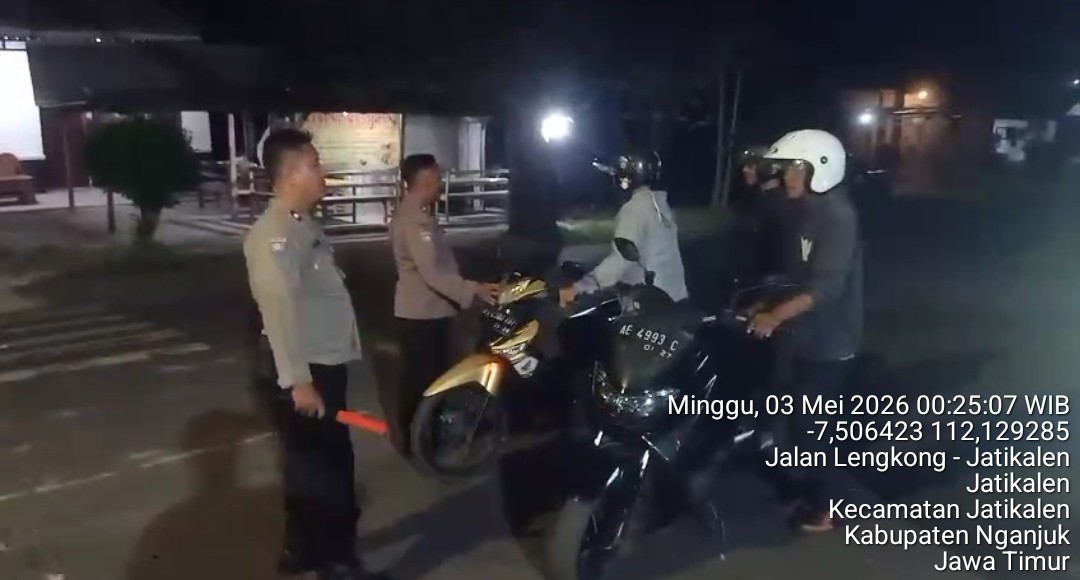 Antisipasi Cegah Gesekan Antar Perguruan Silat, Sajam, handak Polsek Jatikalen Laksanakan Operasi Sreg di depan mapolsek