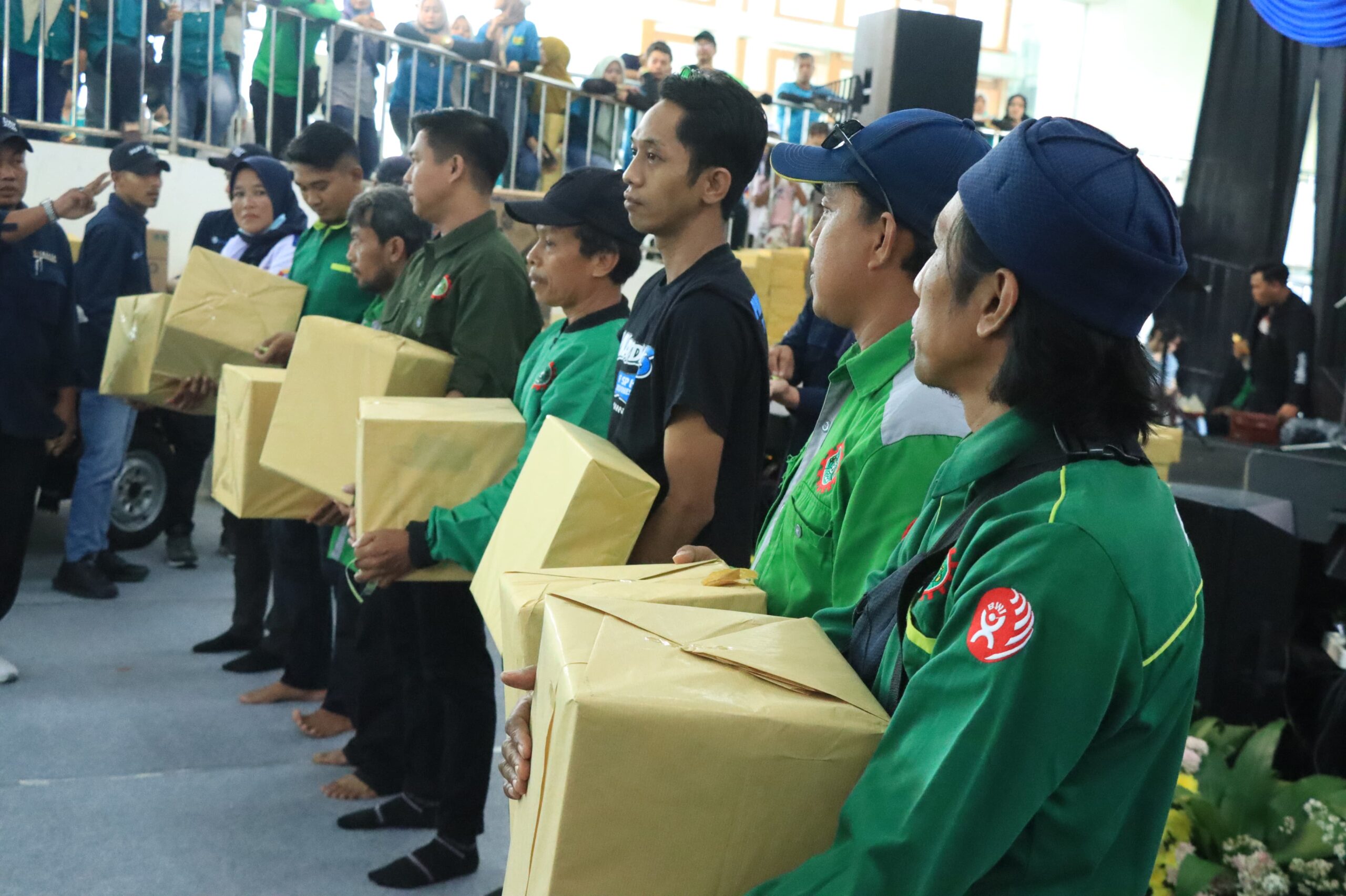 Peringatan May Day di Stadion Gejos Berjalan Kondusif, Kapolres Gresik Apresiasi Elemen Buruh