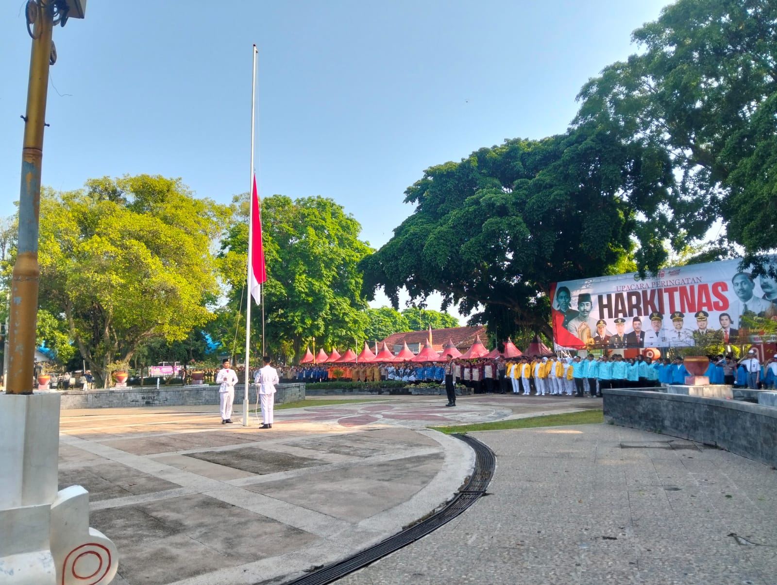 Upacara Peringatan Hari Kebangkitan Nasional Ke-118 Tahun 2026 di Alun-Alun Berlangsung Khidmat