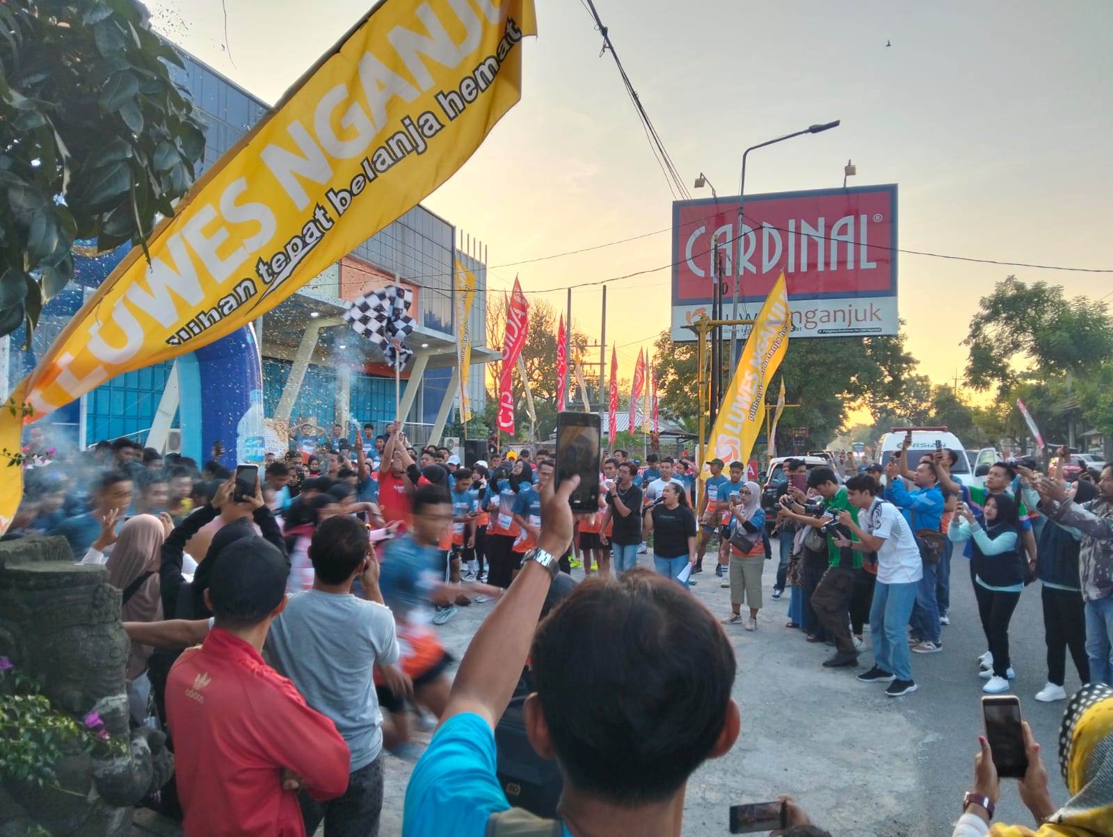 Polsek Nganjuk Kota Amankan Luwes Nganjuk Run 2026, Pastikan Kegiatan Berjalan Aman dan Lancar