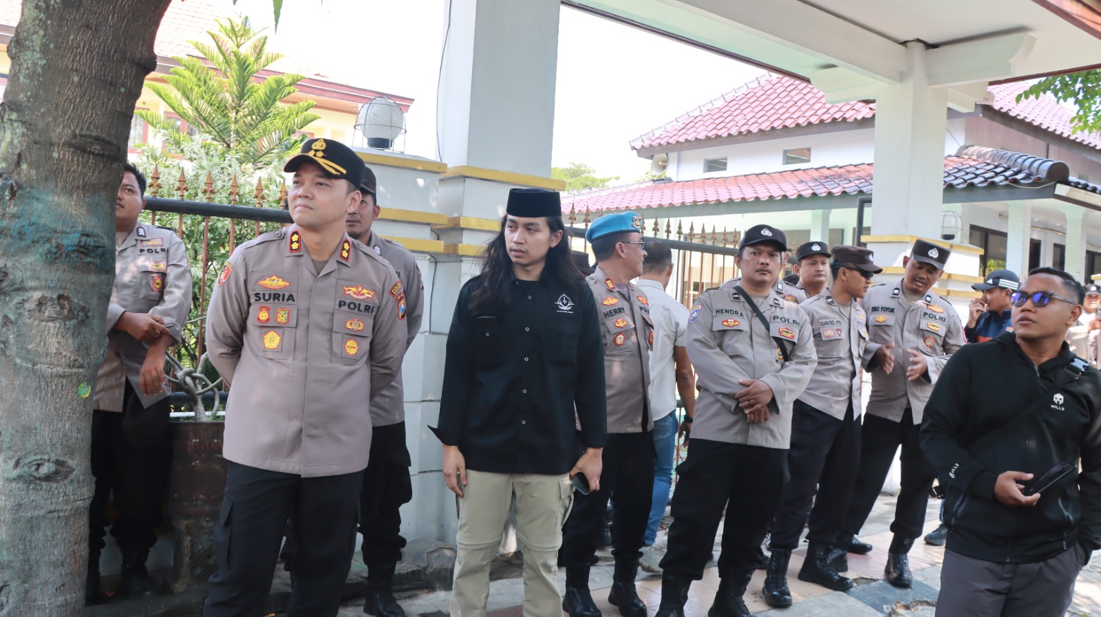 Pagar Nusa Nganjuk Gelar Istighosah dan Hizib Nashr, Kapolres Apresiasi Aksi Damai Berjalan Tertib