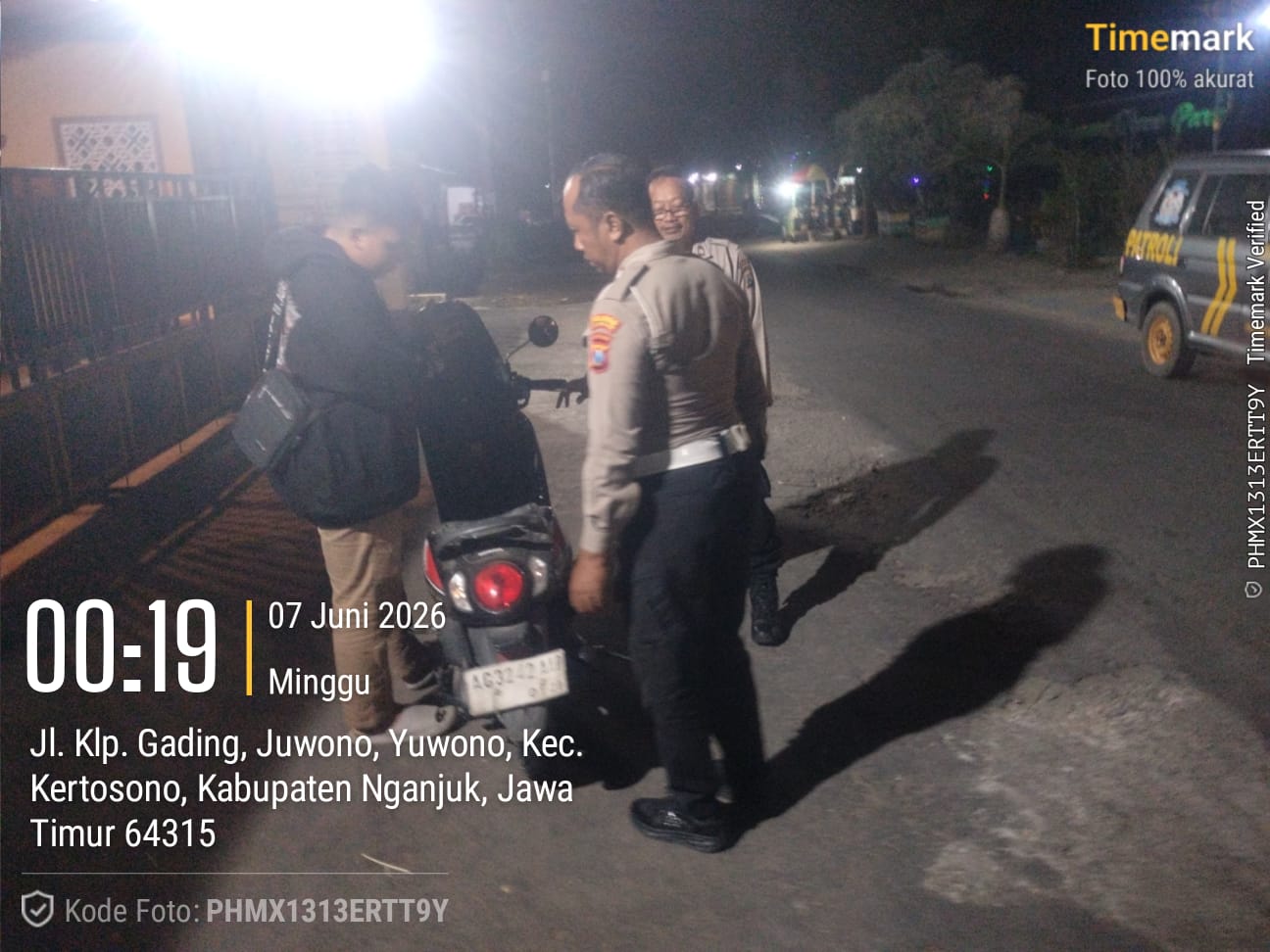 Ciptakan Situasi Kamtibmas Aman dengan Patroli Blue Light