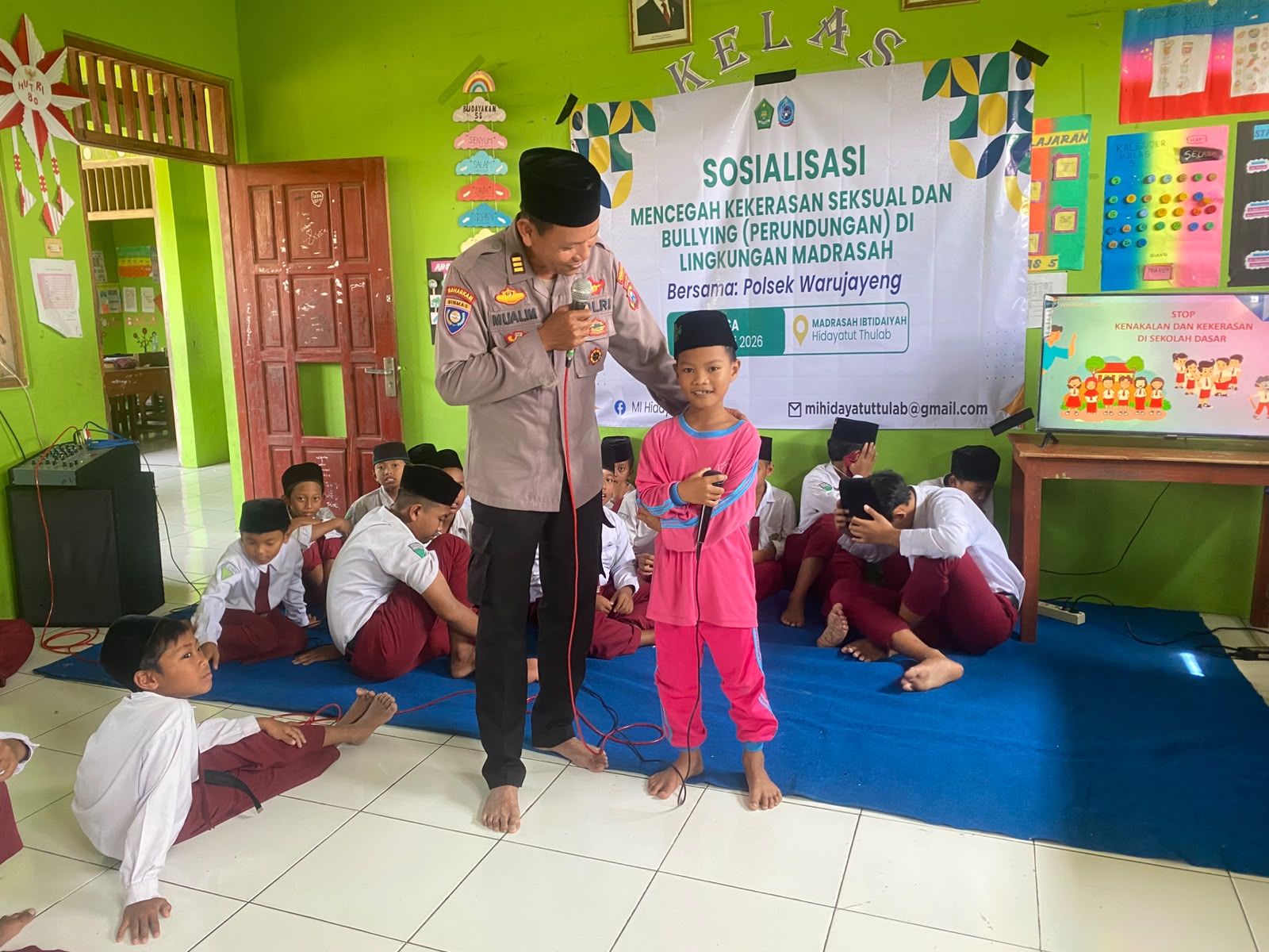 Unit Binmas Polsek Warujayeng Beri Penyuluhan Cegah Bullying kepada Siswa MI Hidayatut Tulab Kampungbaru