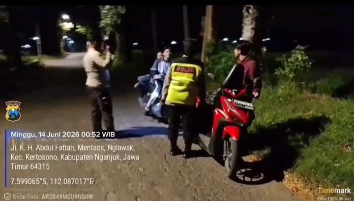Cegah Tindak Kejahatan, Polsek Kertosono Intensifkan Patroli Stop, Riksa, dan Geledah