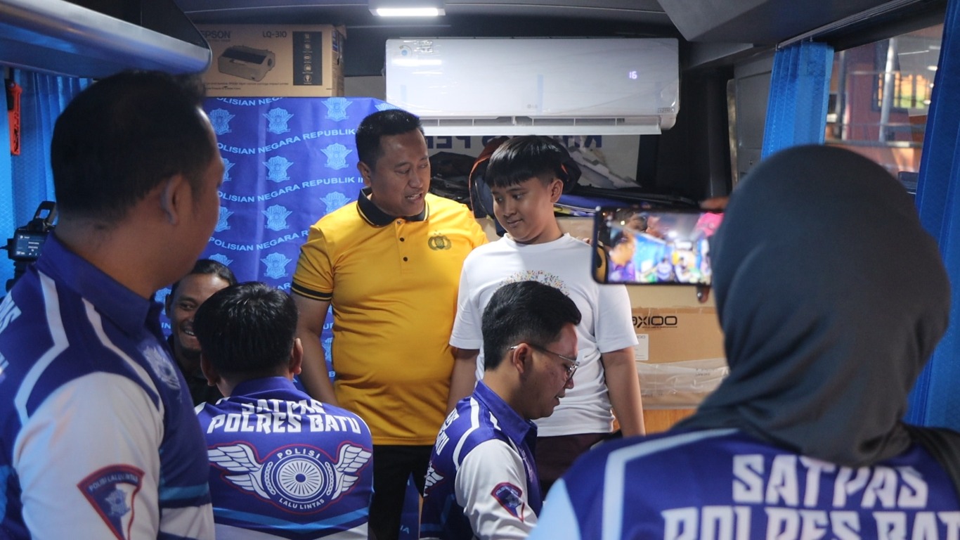 Polres Batu Hadirkan Layanan On the Spot di CFD Sambut Hari Bhayangkara ke – 80