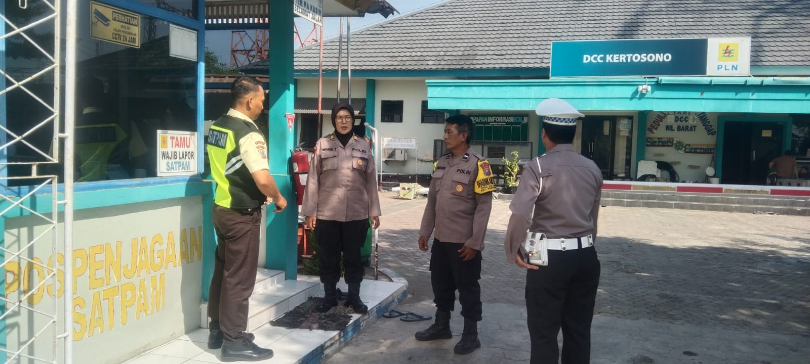 Polsek Kertosono Gelar Patroli Obyek Vital di Gardu Induk PLN Kertosono untuk Antisipasi Gangguan Kamtibmas