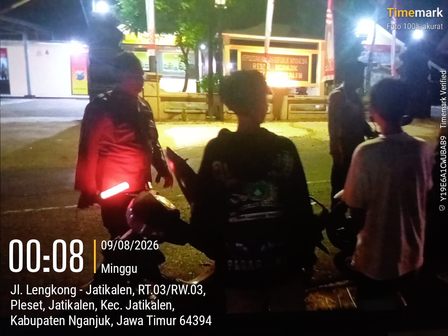 Antisipasi Cegah Gesekan Antar Perguruan Silat, Sajam, handak Polsek Jatikalen Laksanakan Operasi Sreg di depan mapolsek