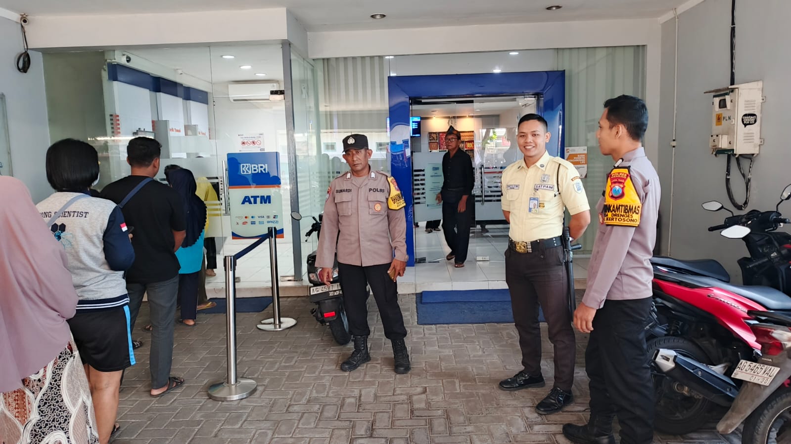 Polsek Kertosono Gelar Patroli Perbankan untuk Cegah Tindak Kejahatan di ATM