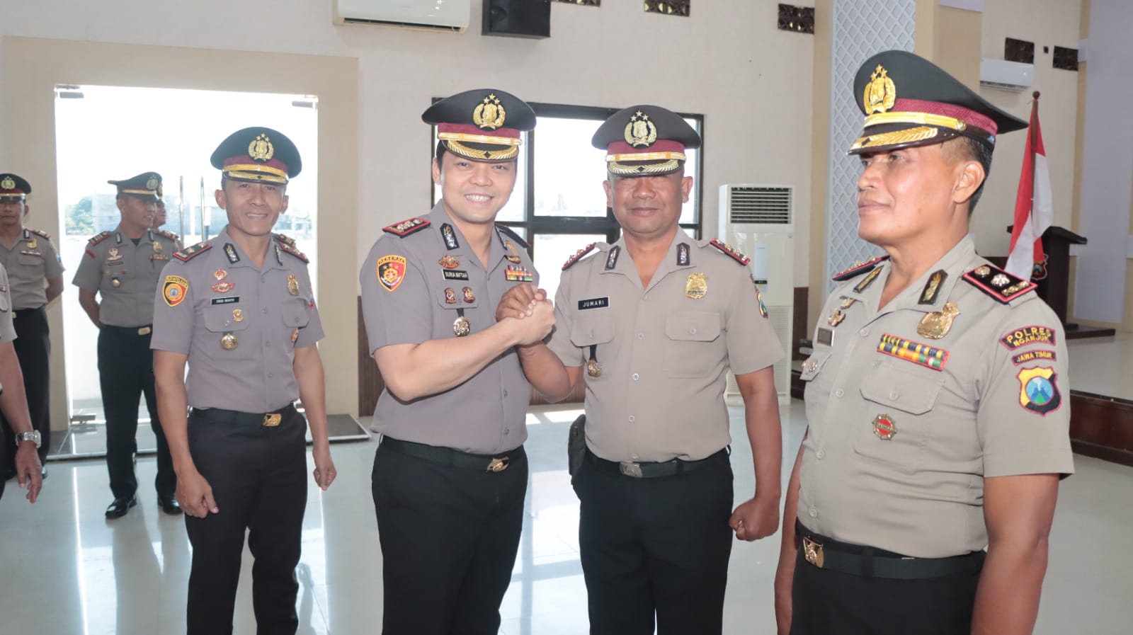 Dari Kompol Menjadi AKBP, Kapolsek Nganjuk Kota Terima Kenaikan Pangkat Pengabdian
