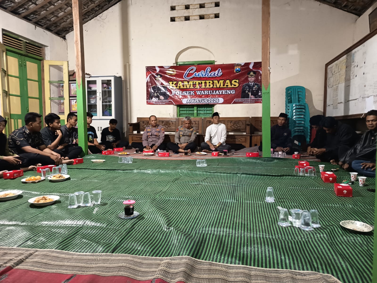 Tampung Informasi Masyarakat, Kapolsek Warujayeng Gelar Curhat Kamtibmas Bersama Warga Sambirejo