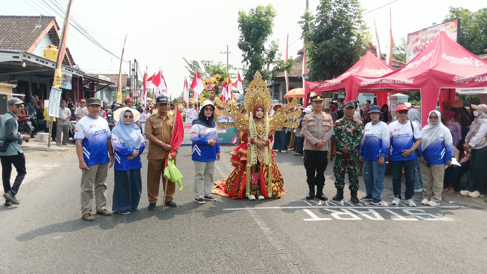 Polsek Warujayeng Gelar Pengamanan Karnaval SD/MI Kecamatan Tanjunganom