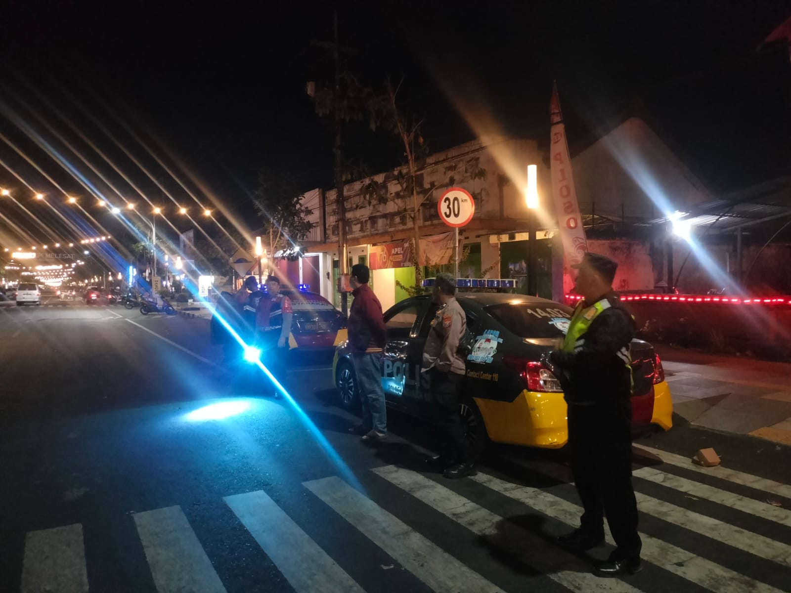 Gandeng Samapta Polres, Polsek Nganjuk Kota Gelar Patroli KRYD Gabungan Dini Hari Mencegah Balap Liar