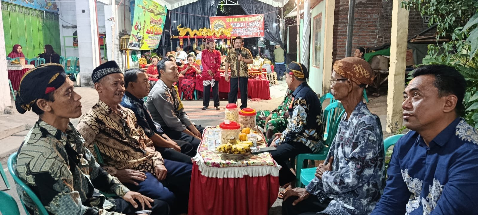 Bhabinkamtibmas Werungotok Amankan Tradisi Lengen Bekso dalam Rangka Bersih Dusun Weru-Bulakmojo
