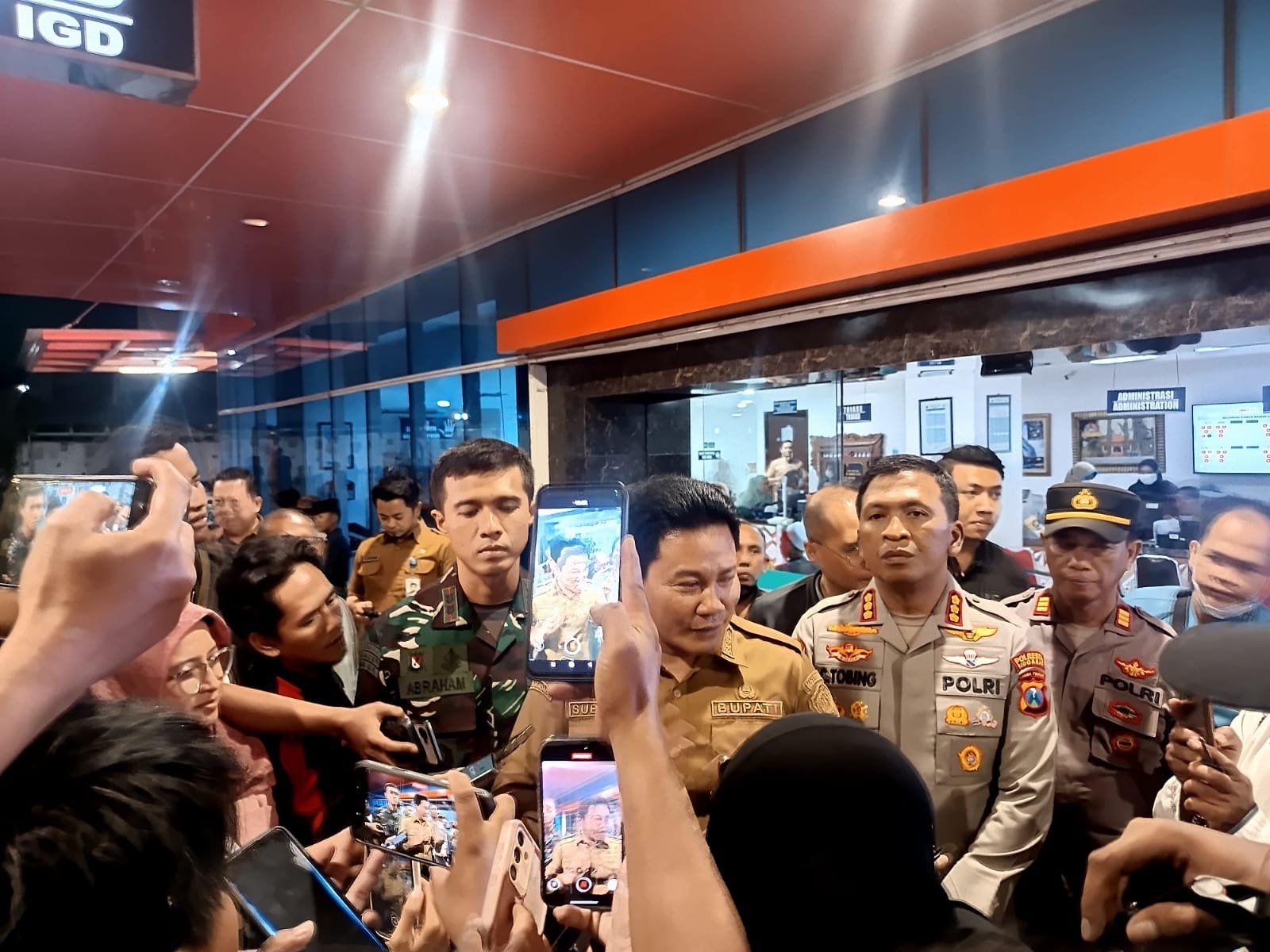 Kapolresta Sidoarjo Cek Kondisi Santri Ponpes Manbaul Hikam di Rumah Sakit, Pastikan Penanganan Maksimal