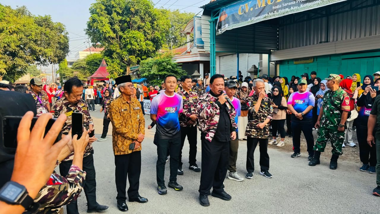 Polsek Kertosono Bersama Instansi Terkait Amankan Fun Run 5K HUT FKKPI Ke-48