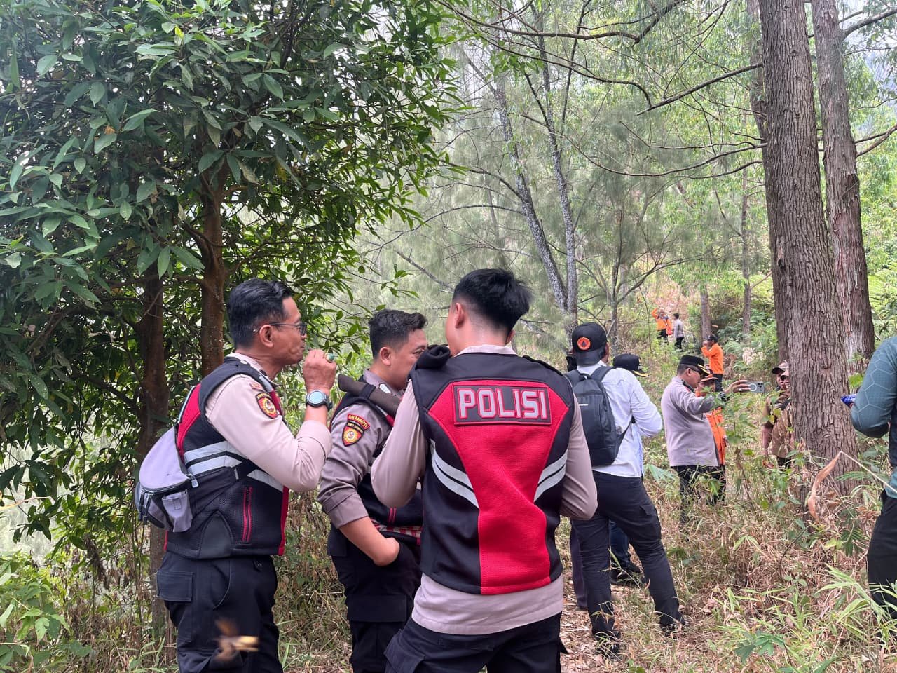 Polres Nganjuk Siagakan Personel Pasca-Karhutla Gunung Wilis, Antisipasi Bara Api Kembali Muncul