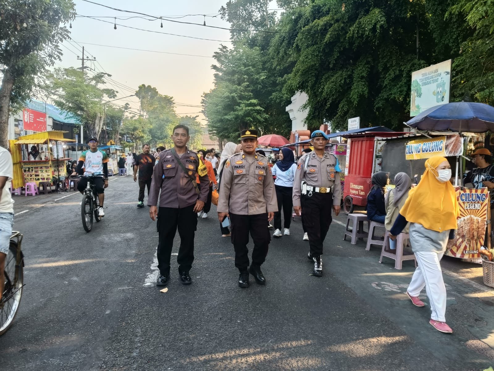 Sapa Warga di Car Free Day, Polsek Nganjuk Kota Ingatkan Waspada Curanmor dan Curat