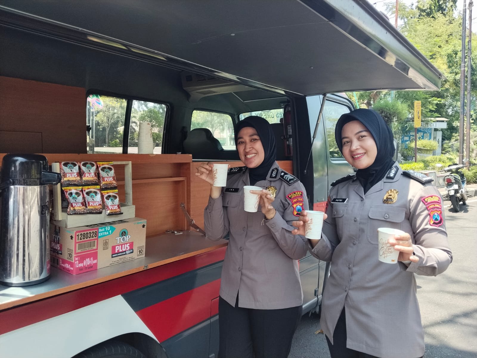 Polres Gresik Gencarkan Inovasi Kopi Keliling, Bangun Kedekatan dengan Warga Ajak Jaga Kamtibmas