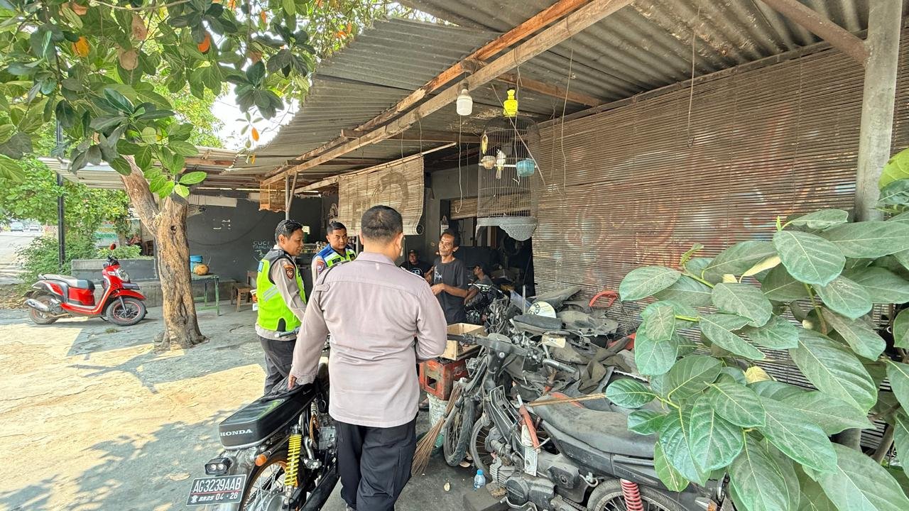 Patroli Kewilayahan, Polsek Warujayeng Himbau Bengkel Tak Layani Knalpot Brong