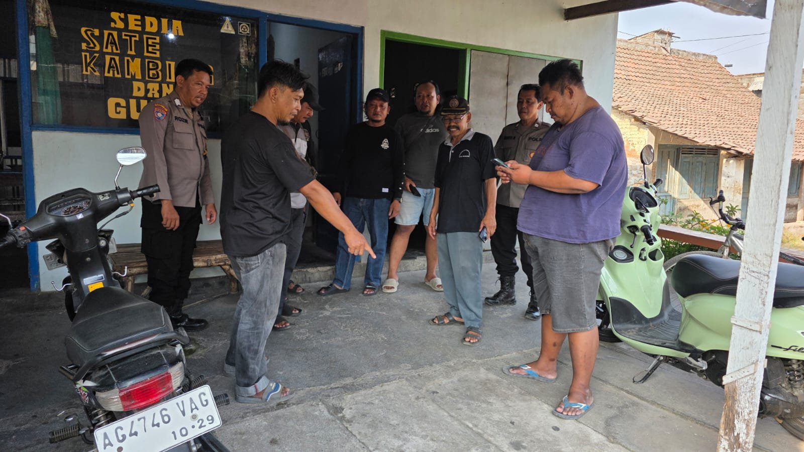 Motor Ditinggal di Depan Warung, Honda Scoopy Milik Warga Ngronggot Raib, Terduga Pelaku Diamankan