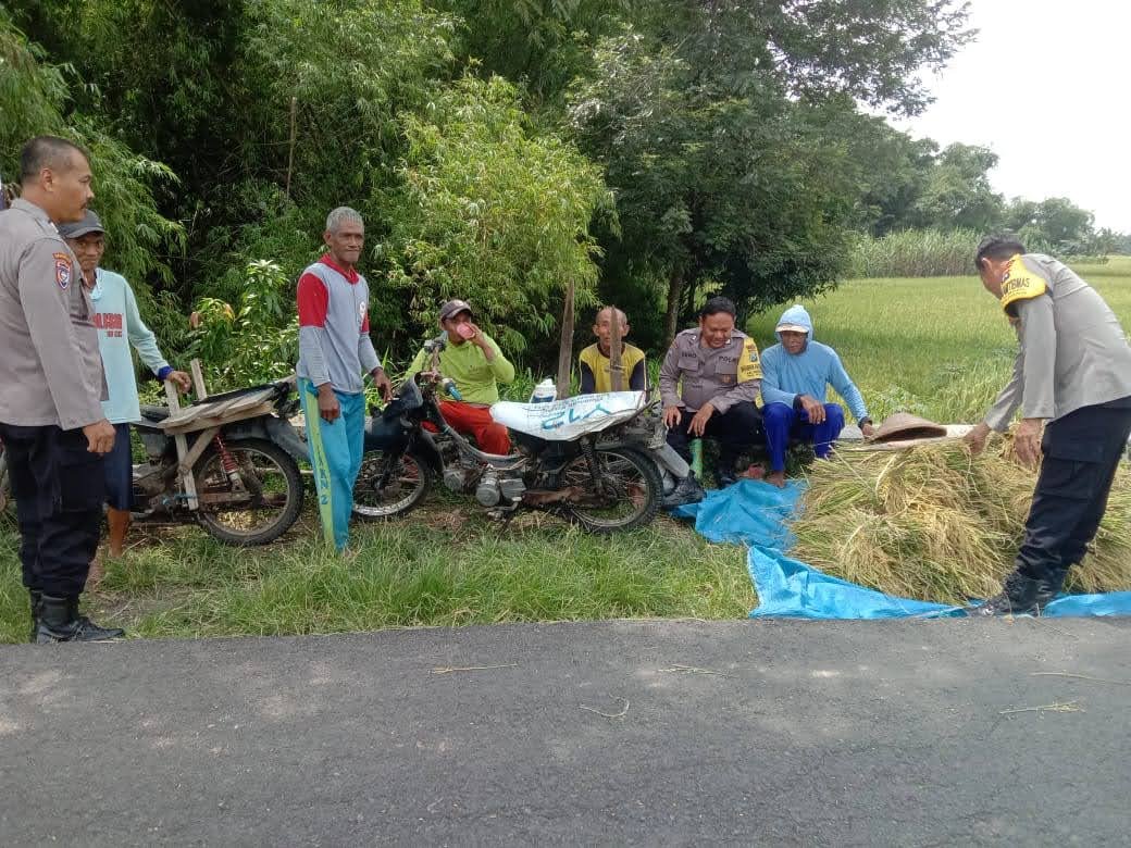 Jaga Lahan, Jaga Kendaraan: Himbauan Kamtibmas Bhabinkamtibmas Banjarejo bagi Petani
