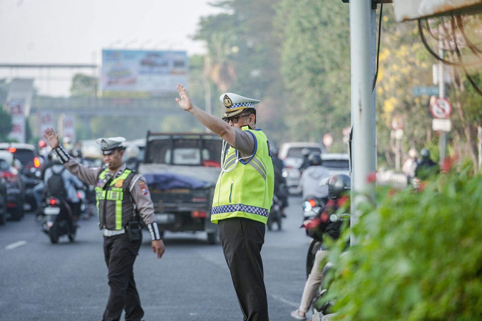 Operasi Patuh Semeru 2026: Polda Jatim Fokus Edukasi Tertib Berkendara Demi Keselamatan di Jalan Raya