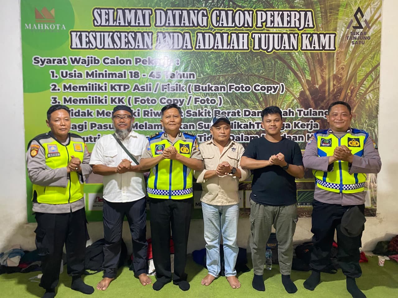 Wujud Kepedulian terhadap Pengangguran, Polsek Warujayeng Gelar Patroli ke Penyalur Tenaga Kerja PT Mahkota Putra Group