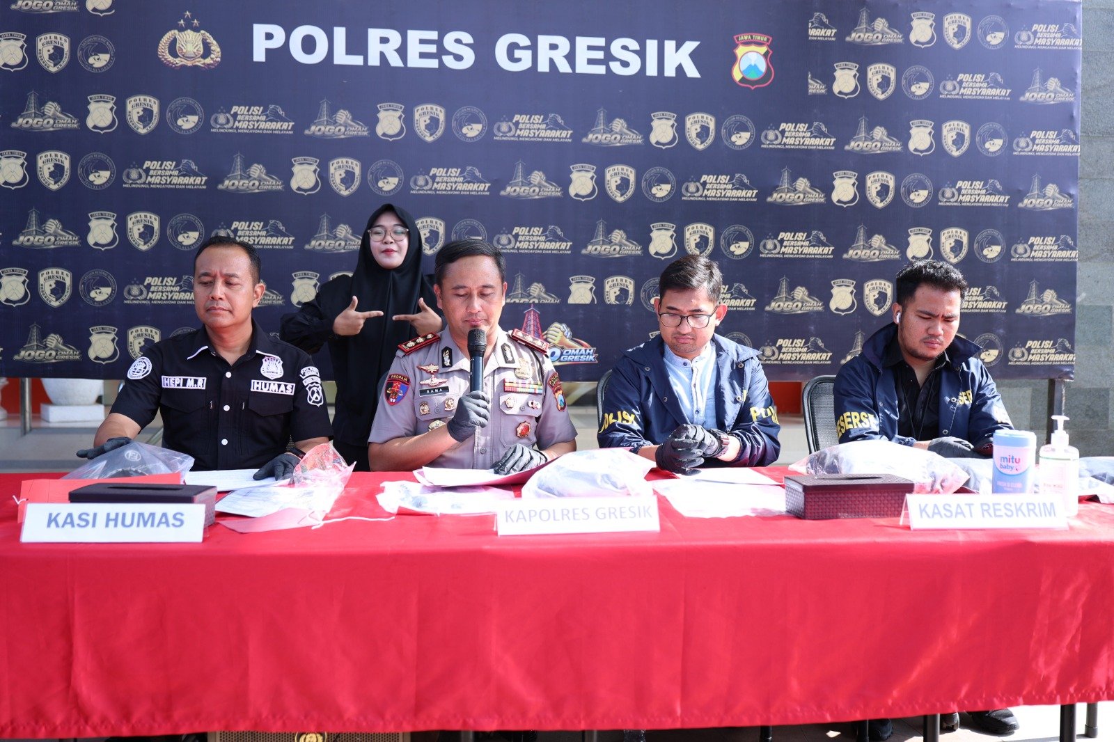 Polda Jatim Ungkap Sindikat Jual Beli Akun Bodong hingga Promosi Judi Online Kamboja